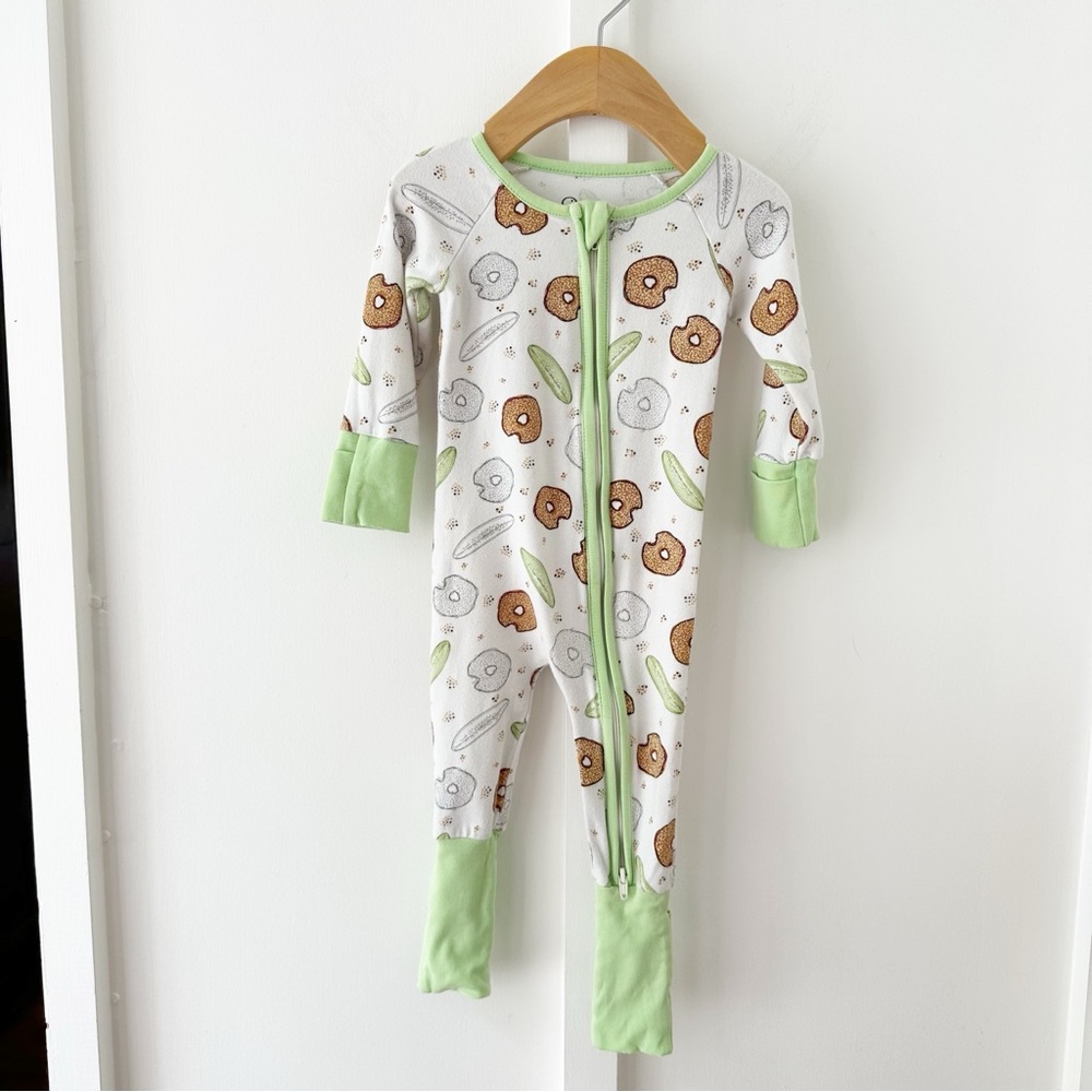 PICCOLINY Baby bagel & pickle Double-Zip Coveralls